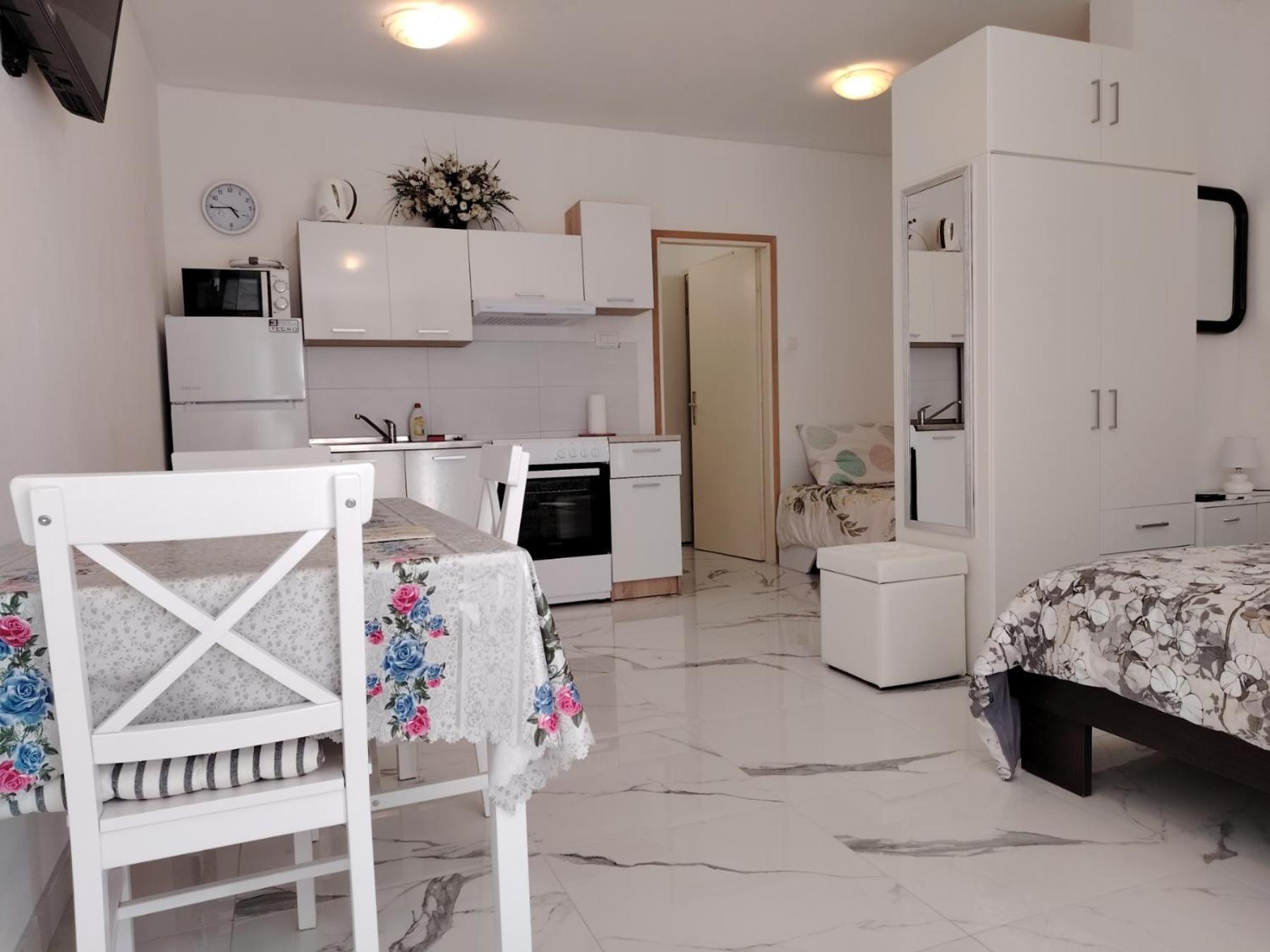 Studio-Apartman Ella Пореч Экстерьер фото