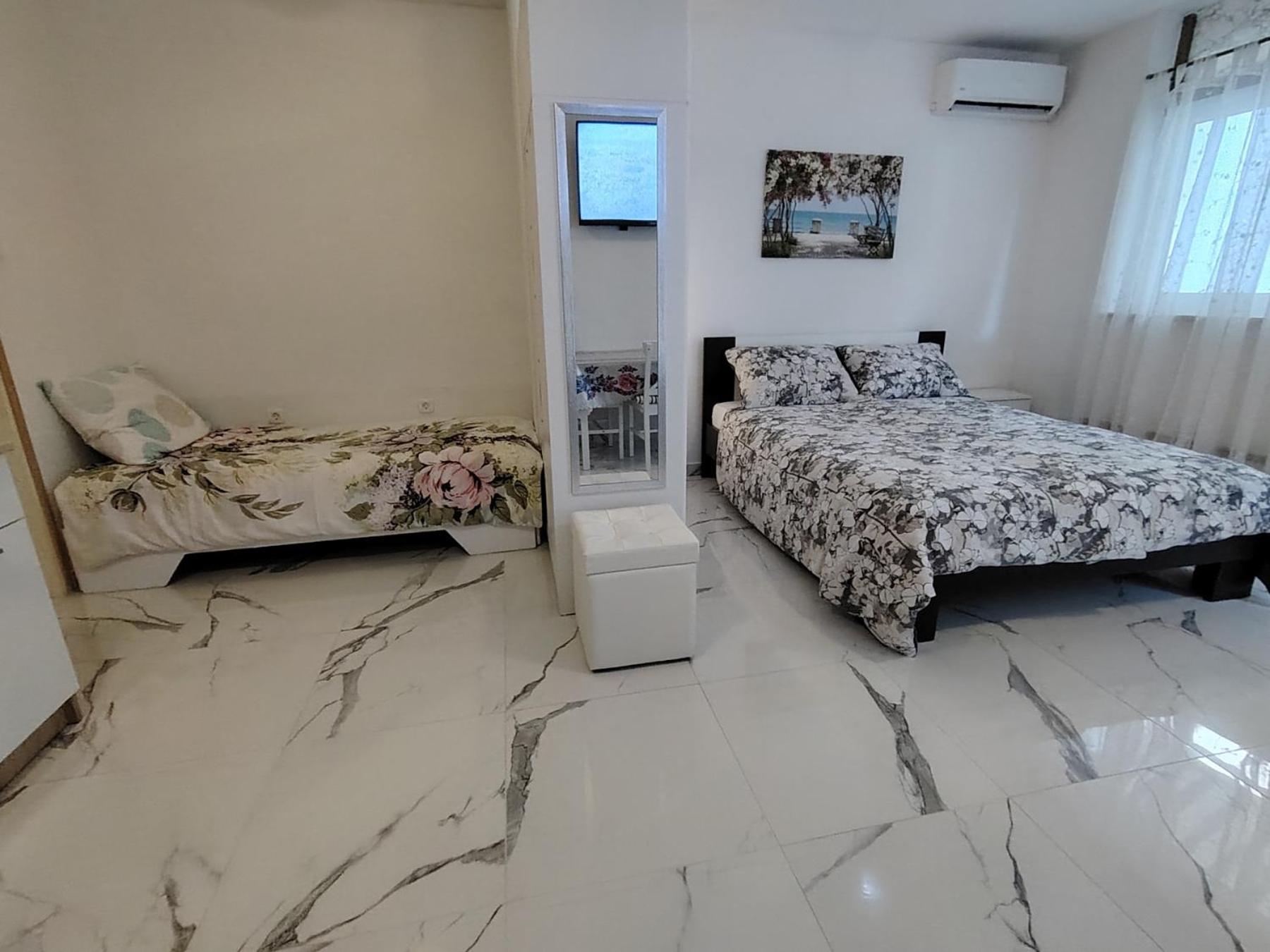 Studio-Apartman Ella Пореч Экстерьер фото