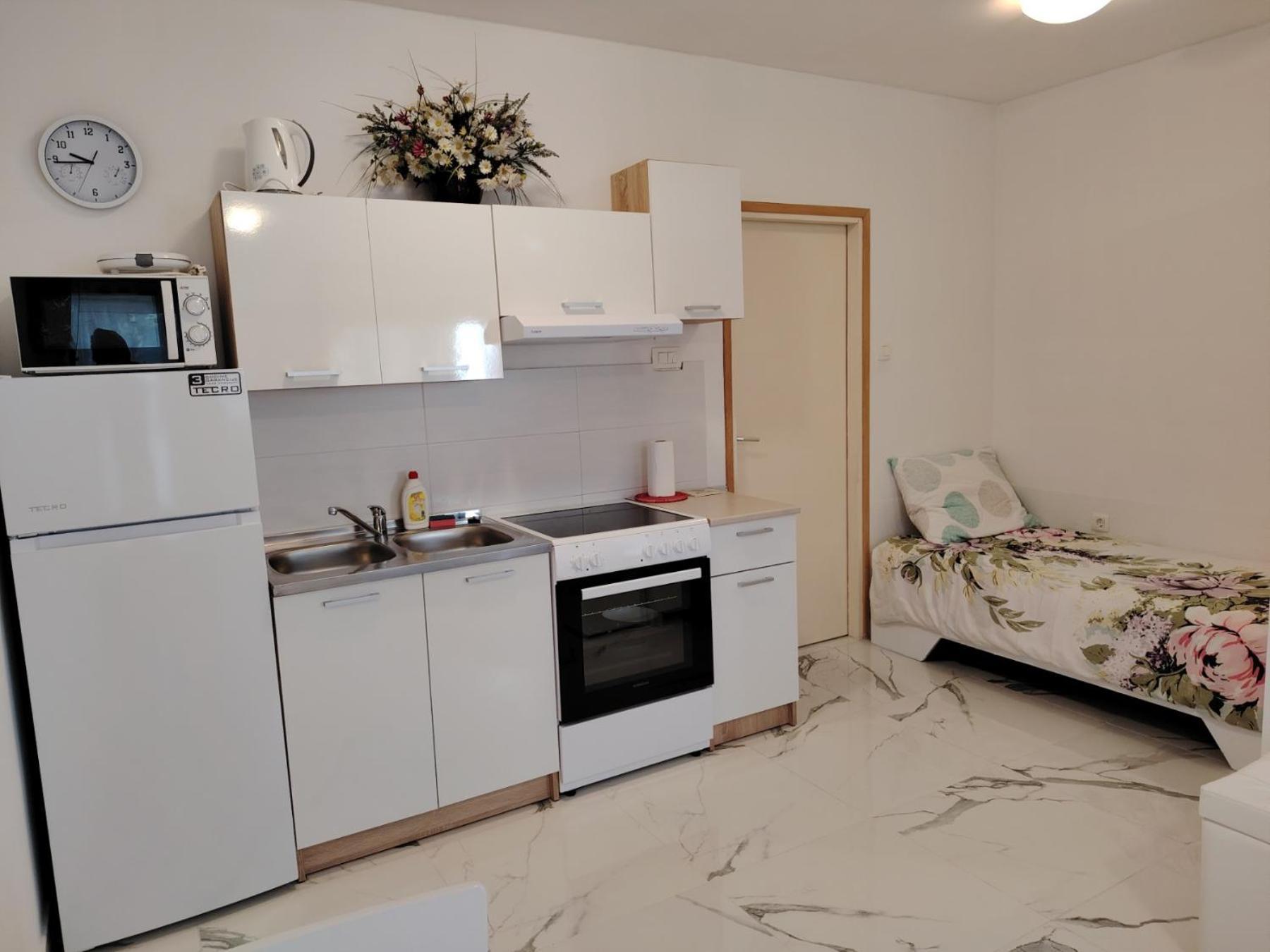 Studio-Apartman Ella Пореч Экстерьер фото